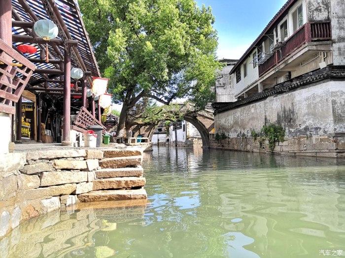 63岁大妈反复口腔溃疡,各种用药治不好,医生一句话直接让她崩溃